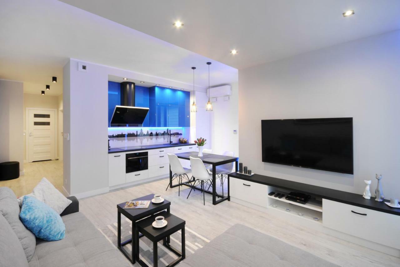 P&O Serviced Apartments Solec Varsavia Esterno foto